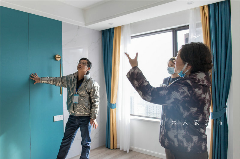 武漢裝飾協(xié)會(huì)武漢裝修公司評選活動(dòng)現(xiàn)場