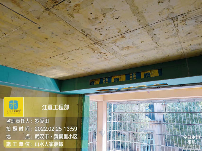 黃鶴里小區(qū)裝修工地泥工施工現(xiàn)場驗(yàn)收