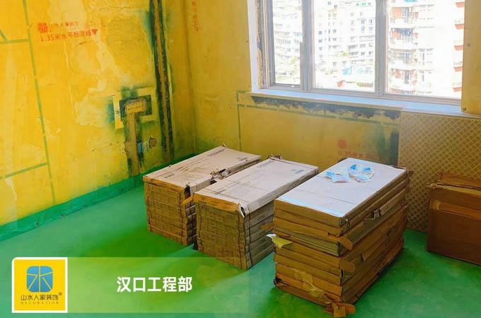 長青廣場(chǎng)防水試水瓷磚材料進(jìn)場(chǎng)