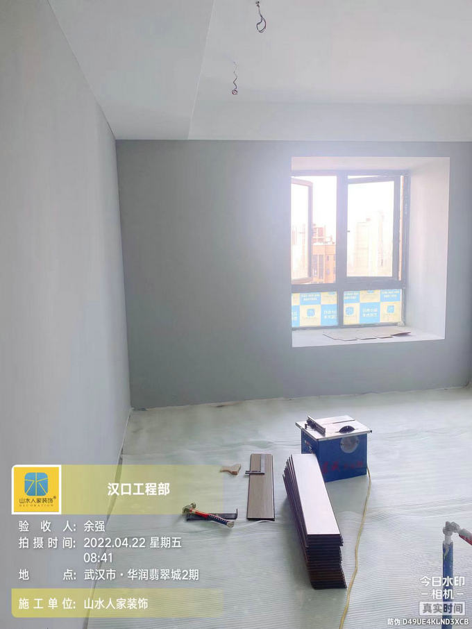 華潤(rùn)翡翠城二期3棟裝修工地主材安裝