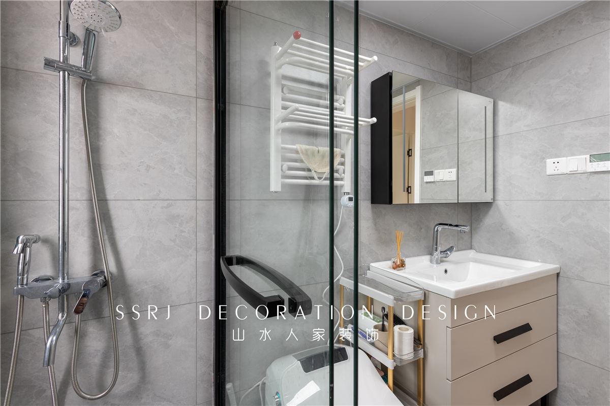 新華尚水灣現(xiàn)代極簡風(fēng)格裝修效果圖 新華尚水灣現(xiàn)代極簡風(fēng)格裝修效果圖