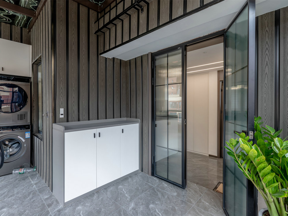 愛家名校華城現(xiàn)代風(fēng)格復(fù)式樓裝修效果圖 愛家名校華城現(xiàn)代風(fēng)格復(fù)式樓裝修效果圖