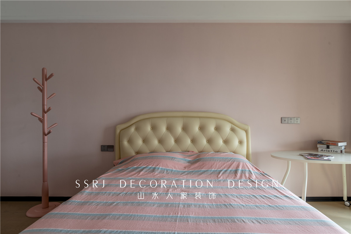 月湖琴聲286平現(xiàn)代風格裝修效果圖 月湖琴聲286平現(xiàn)代風格裝修效果圖