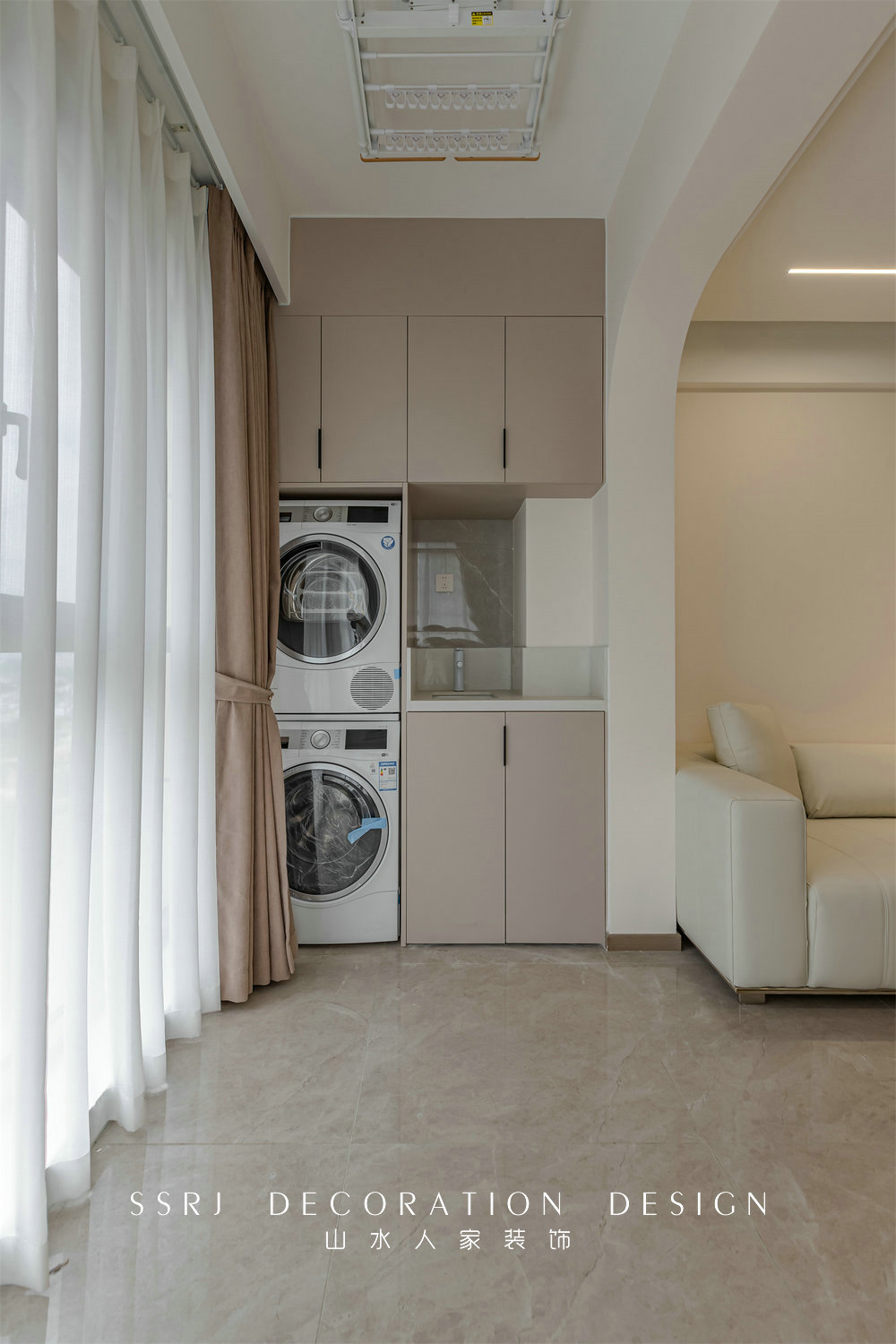 盤(pán)龍城梅苑114平現(xiàn)代風(fēng)格裝修效果圖