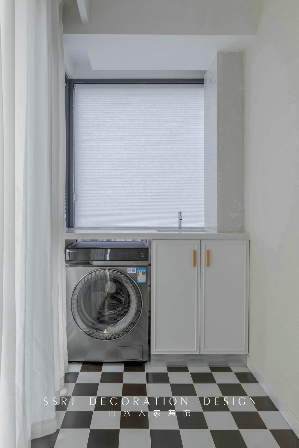 融創(chuàng)城94平法式復古風格裝修效果圖