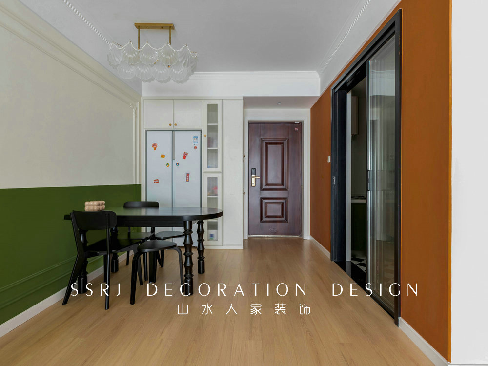 融創(chuàng)城94平法式復古風格裝修效果圖