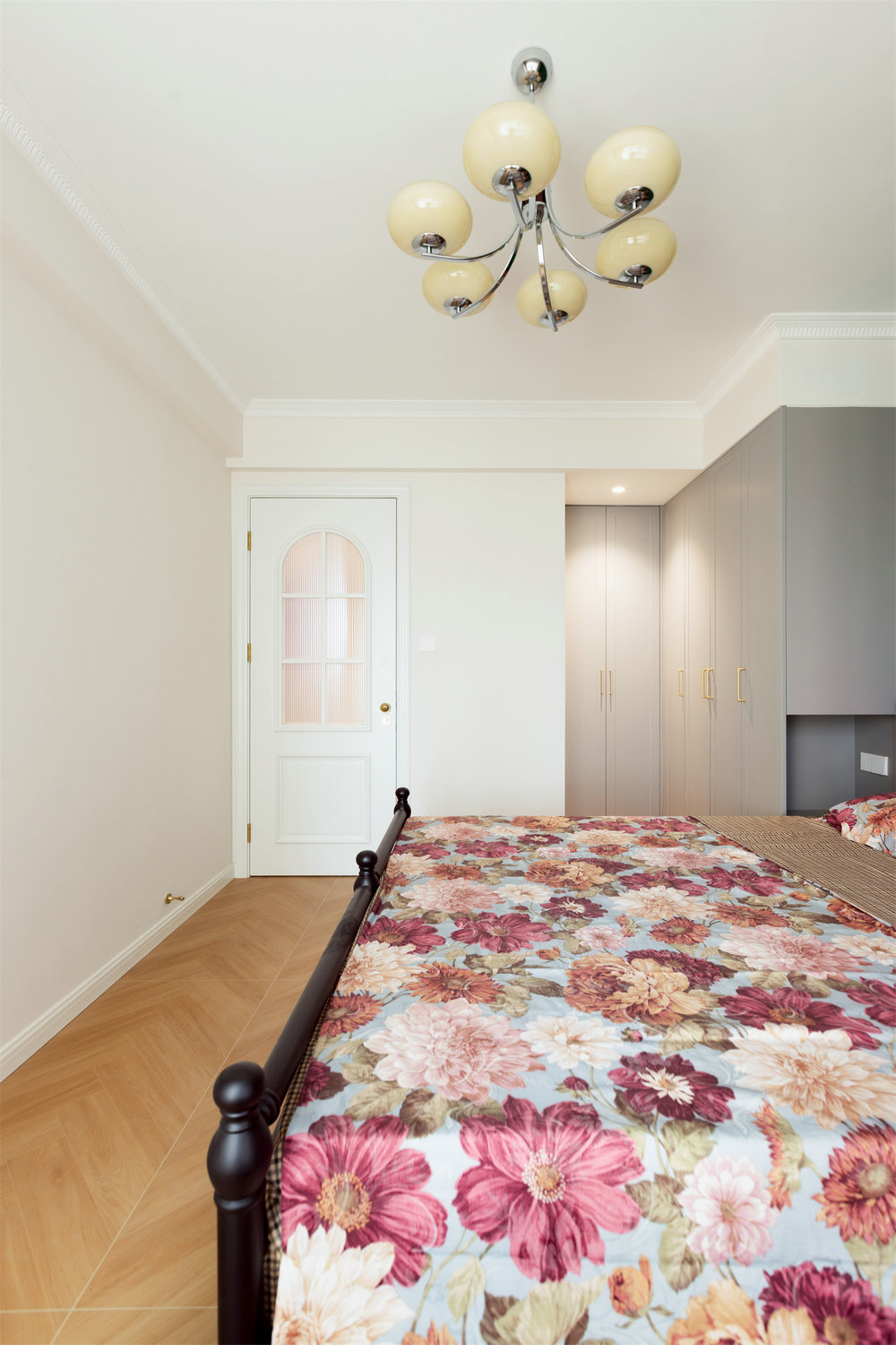 中建鉑公館106平法式復古風格裝修效果圖