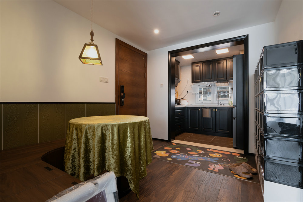 萬(wàn)科城花璟苑90平復(fù)古風(fēng)格裝修效果圖