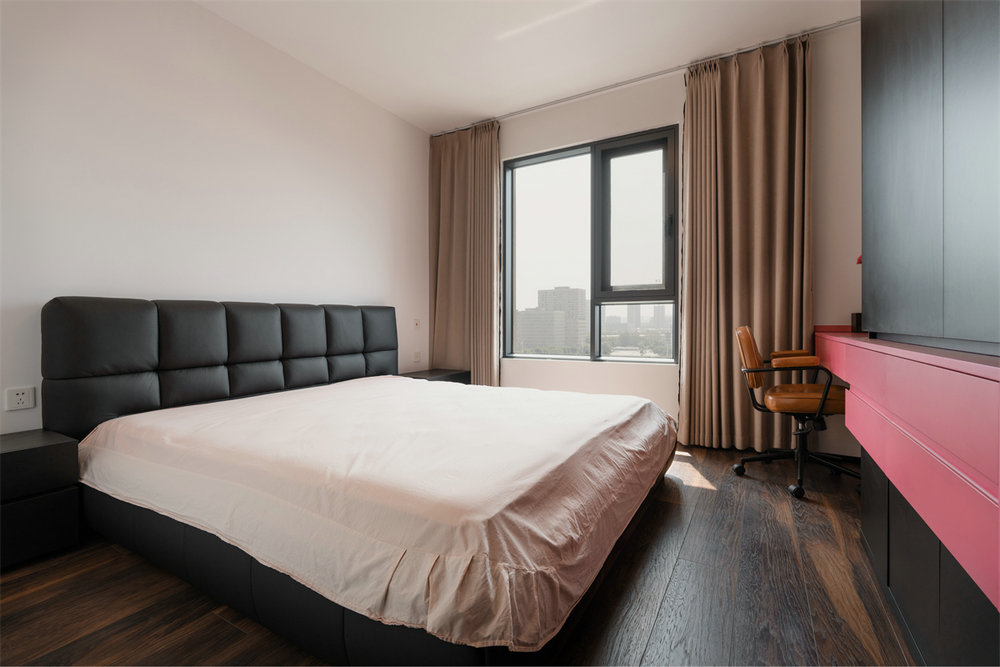 萬(wàn)科城花璟苑90平復(fù)古風(fēng)格裝修效果圖