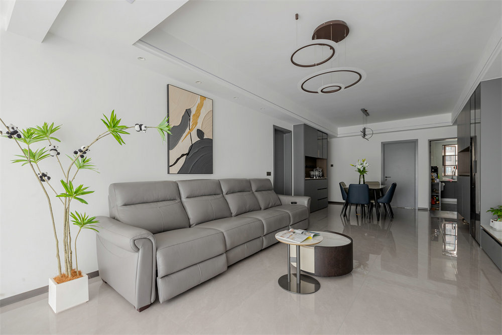 中建鉑公館122平現(xiàn)代風格裝修效果圖