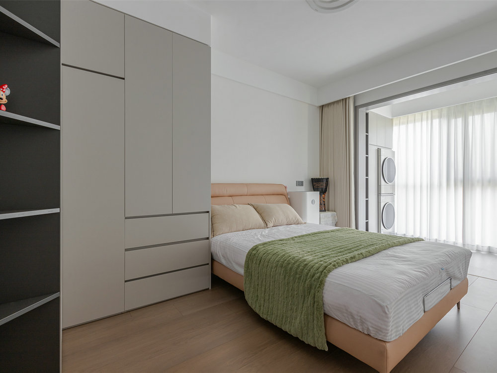 城投聯(lián)投江南岸177平現(xiàn)代風格裝修效果圖