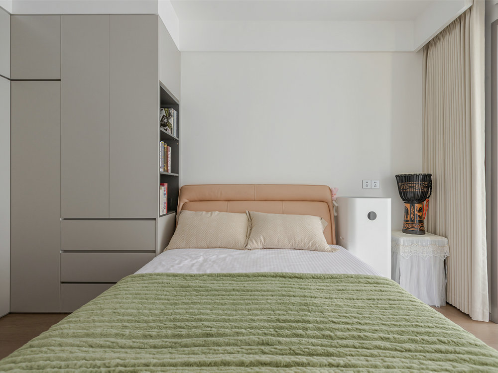 城投聯(lián)投江南岸177平現(xiàn)代風格裝修效果圖