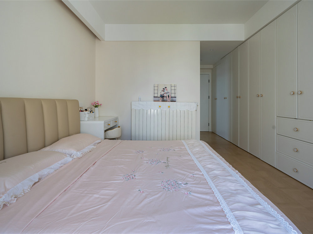 東湖名居151平現(xiàn)代風格裝修效果圖