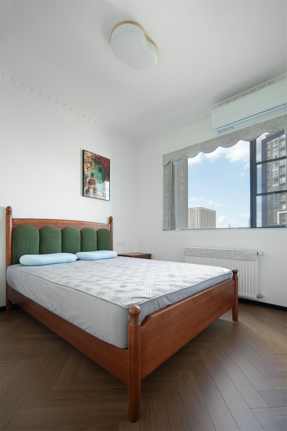 新長江香榭琴臺104平中古風格裝修效果圖