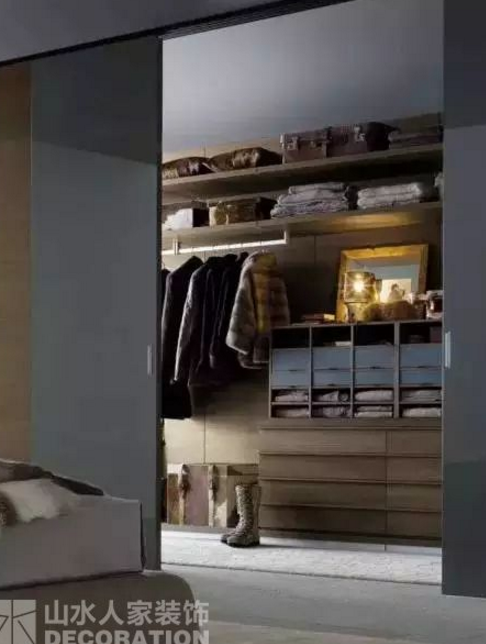 【山水人家裝飾】女人既然有了書房，為什么不能有衣帽間？