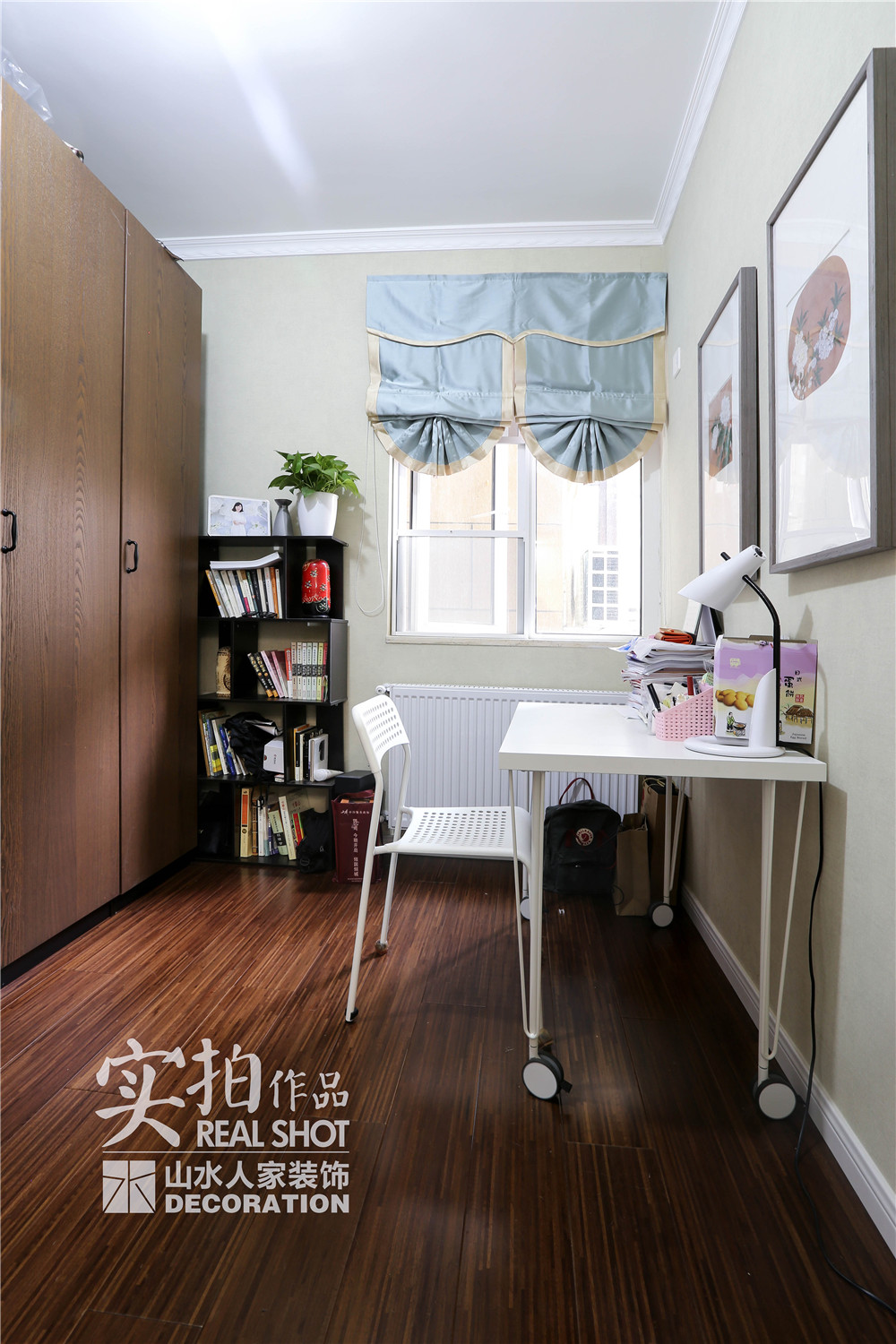 保利時代現(xiàn)代簡約風(fēng)格裝修效果圖