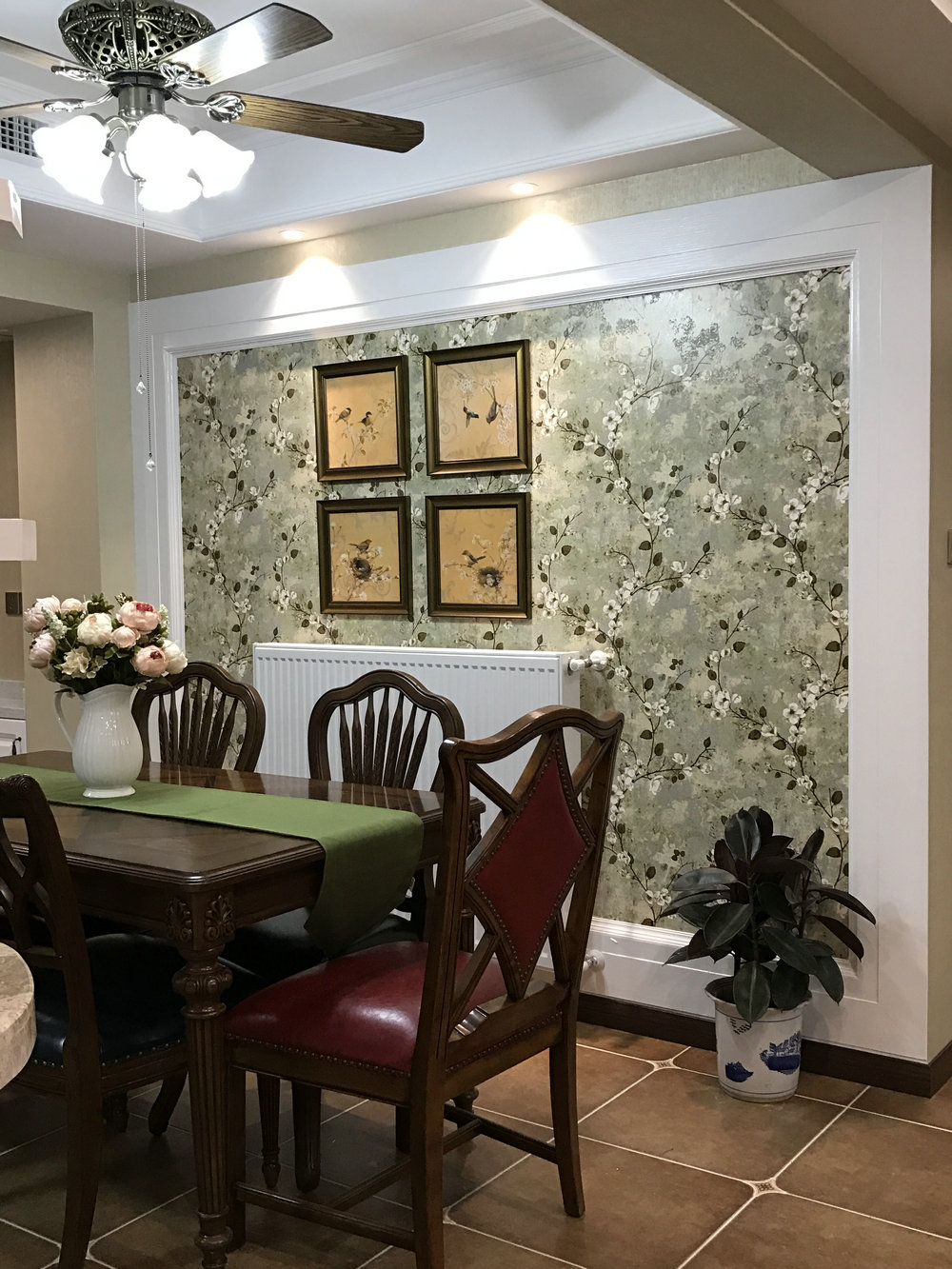 光谷航天城美式鄉(xiāng)村風(fēng)格裝修效果圖 光谷航天城美式鄉(xiāng)村風(fēng)格裝修效果圖