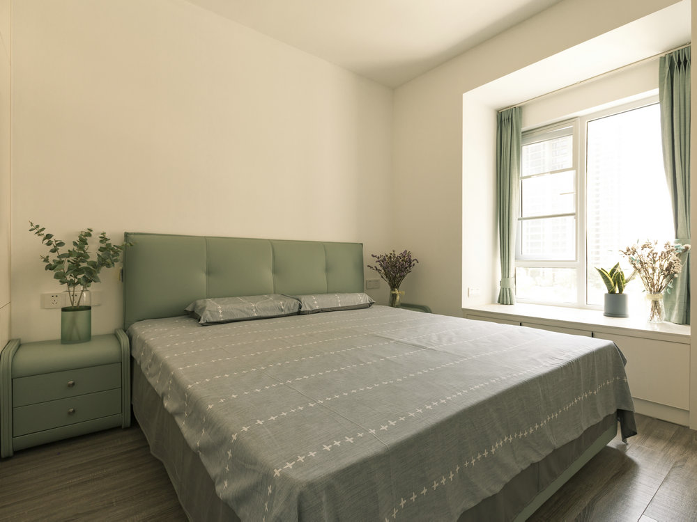 長(zhǎng)投綠城蘭園111m^2現(xiàn)代風(fēng)格裝修效果實(shí)景圖