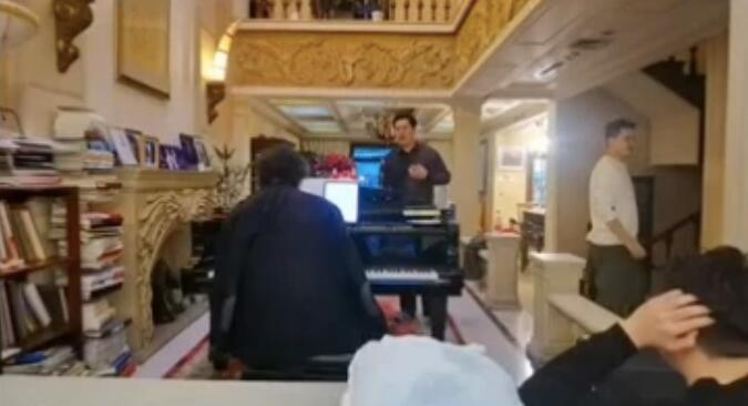 戴玉強(qiáng)歐式風(fēng)格裝修豪宅內(nèi)景曝光